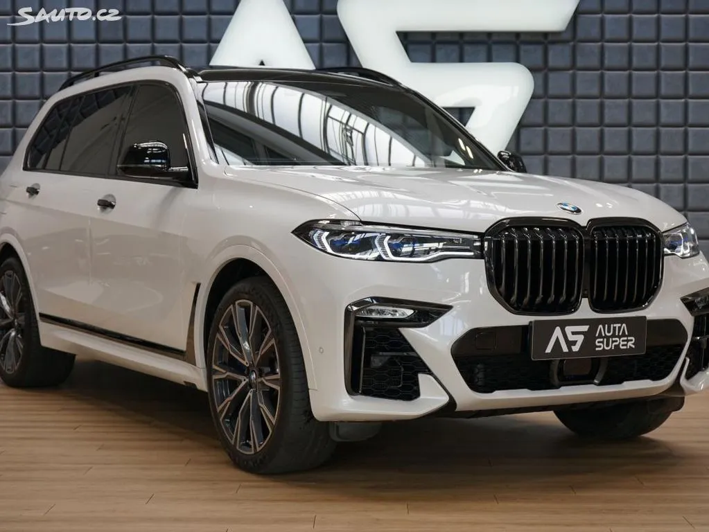 BMW X7 M50i Nez.Top Pano Tažné Záruka Image 1