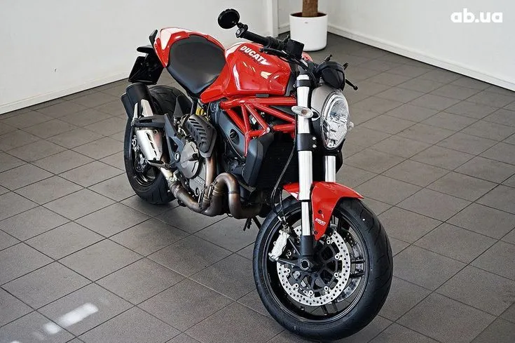 Ducati Monster Image 6